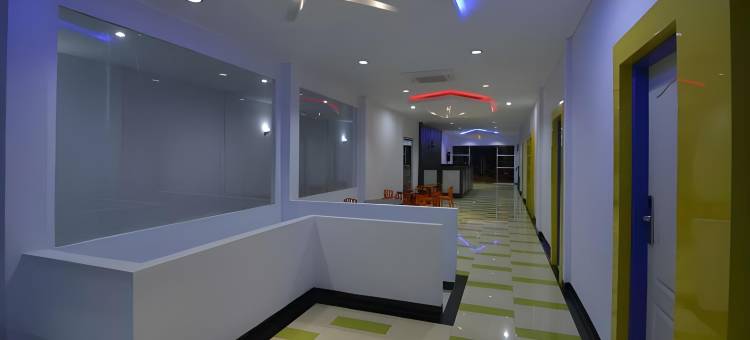 T-One酒店(RedDoorz Premium at Hotel T-One Jambi)图片