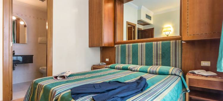 弗洛酒店(Raeli Hotel Floridia)图片