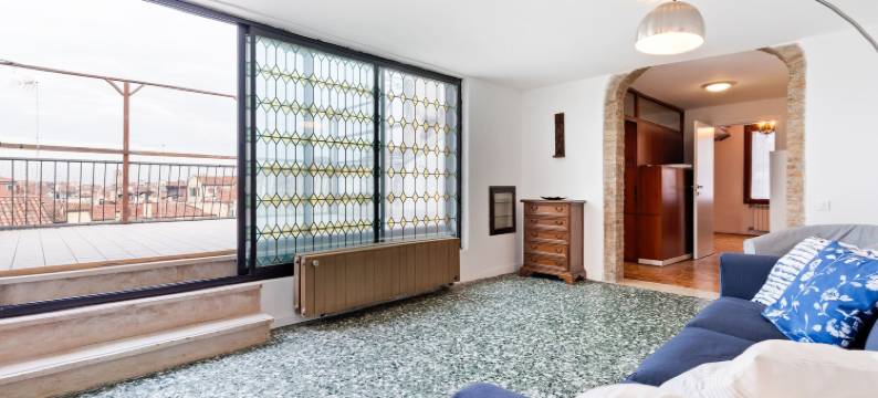 里亚尔托桥阁楼带全景露台(GuestHost - Ponte di Rialto Penthouse)图片