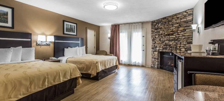 加特林堡格红屋顶套房酒店(Quality Inn & Suites)图片