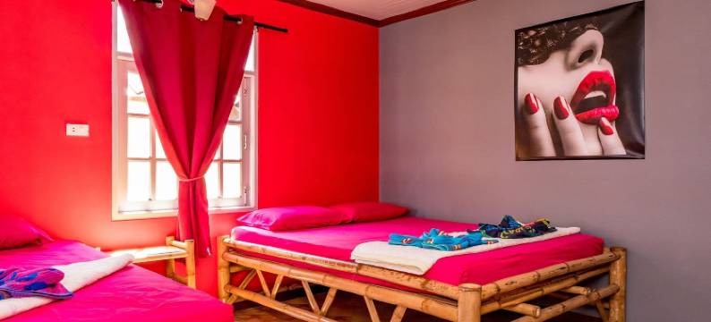 太阳海滩简易别墅旅馆(Sun Beach Bungalows)图片