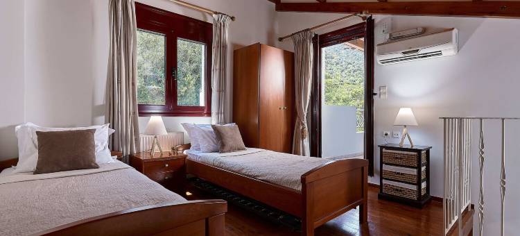 奥奇阿尼德别墅酒店(Okeanides Villas)图片