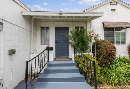 Modern Oasis with Outdoor Dining and BBQ - Stylish Retreat Hotel Overview