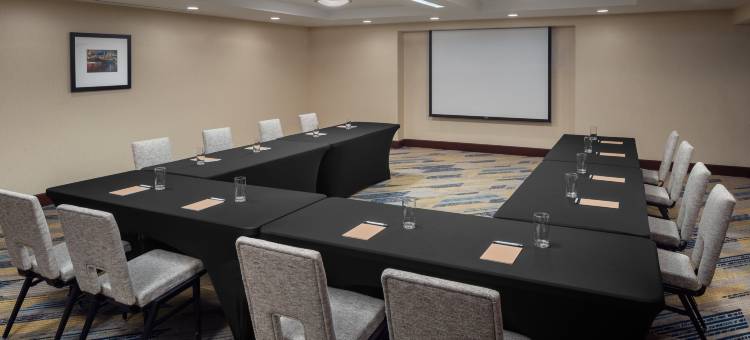 波特兰市中心海滨希尔顿花园假日酒店(Hilton Garden Inn Portland Downtown Waterfront)图片