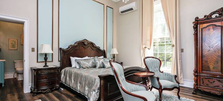 1851 历史枫山庄园民宿(1851 Historic Maple Hill Manor B&B)图片