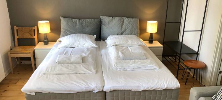 喷泉旁的房子(Huset Ved Springvandet)图片