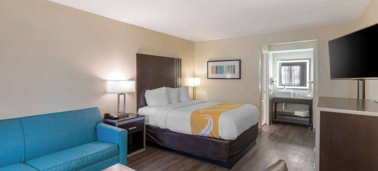 卡马里奥-奥克斯纳德凯艺套房酒店(Quality Inn & Suites Camarillo-Oxnard)图片