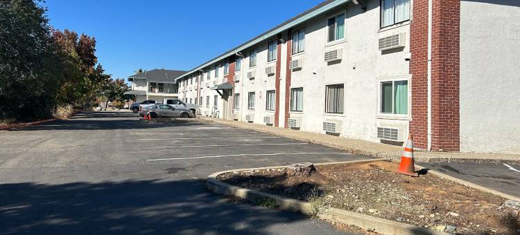 加利福尼亚佛森卡默朗公园 6 号开放式客房汽车旅馆(Studio 6 Suites Cameron Park, CA - Folsom)图片