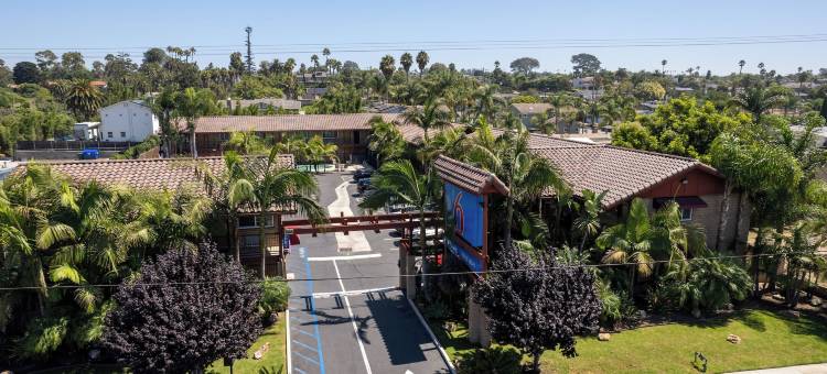 加利福尼亚卡尔斯巴德 - 北 6 号汽车旅馆(Motel 6 Carlsbad, CA - North)图片