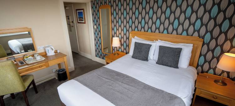 伯恩矛斯科莫多雷酒店 - 格林国王旅馆(Commodore Hotel by Greene King Inns)图片