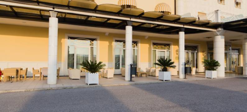 切堤尔格罗斯赞恩酒店(Zanhotel Centergross)图片