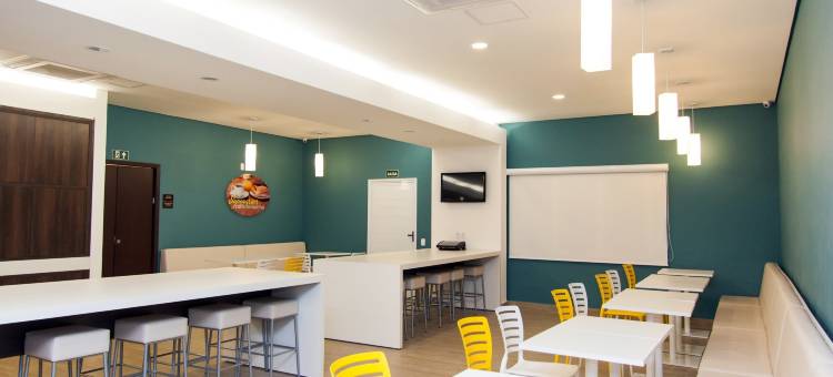 金塔机场 - Lizz - 由Fênix酒店提供(Golden Tower Aeroporto - Lizz - by Fênix Hotéis)图片