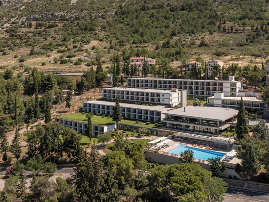 德尔菲阿玛利亚酒店