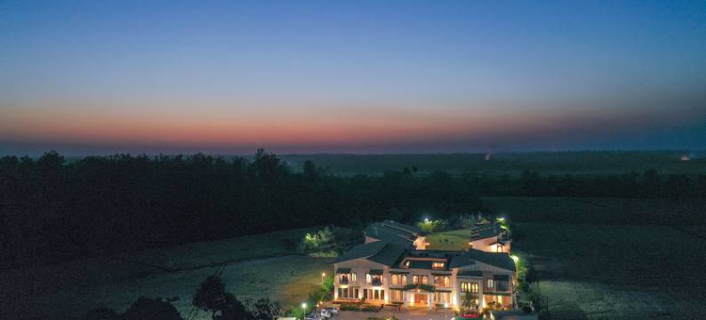 Baakhli度假产业拱门(Arch the Baakhli Resort)图片