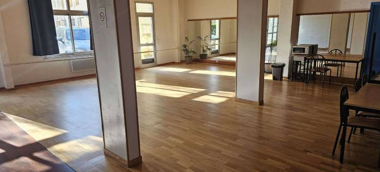 布里特酒店舒适吉恩(Brit Hotel Confort Gien)图片