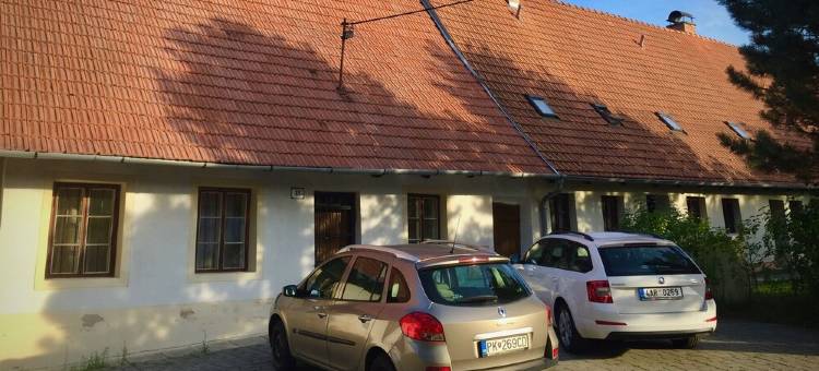 Hutterite Home Apartment - Full comfort, close to Bratislava, Vienna, and Brno.图片
