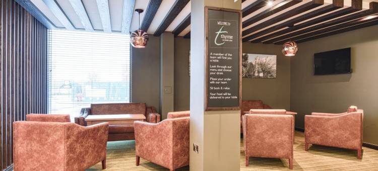 普瑞米尔沃金厄姆市中心酒店(Premier Inn Wokingham Town Centre)图片