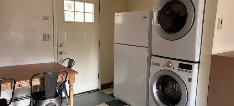 鸟溪汽车旅馆(Bird Creek Motel)图片