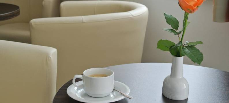 福鲁克斯佩帕拉迪斯伽尔特酒店(Frühstückspension Paradiesgartl)图片