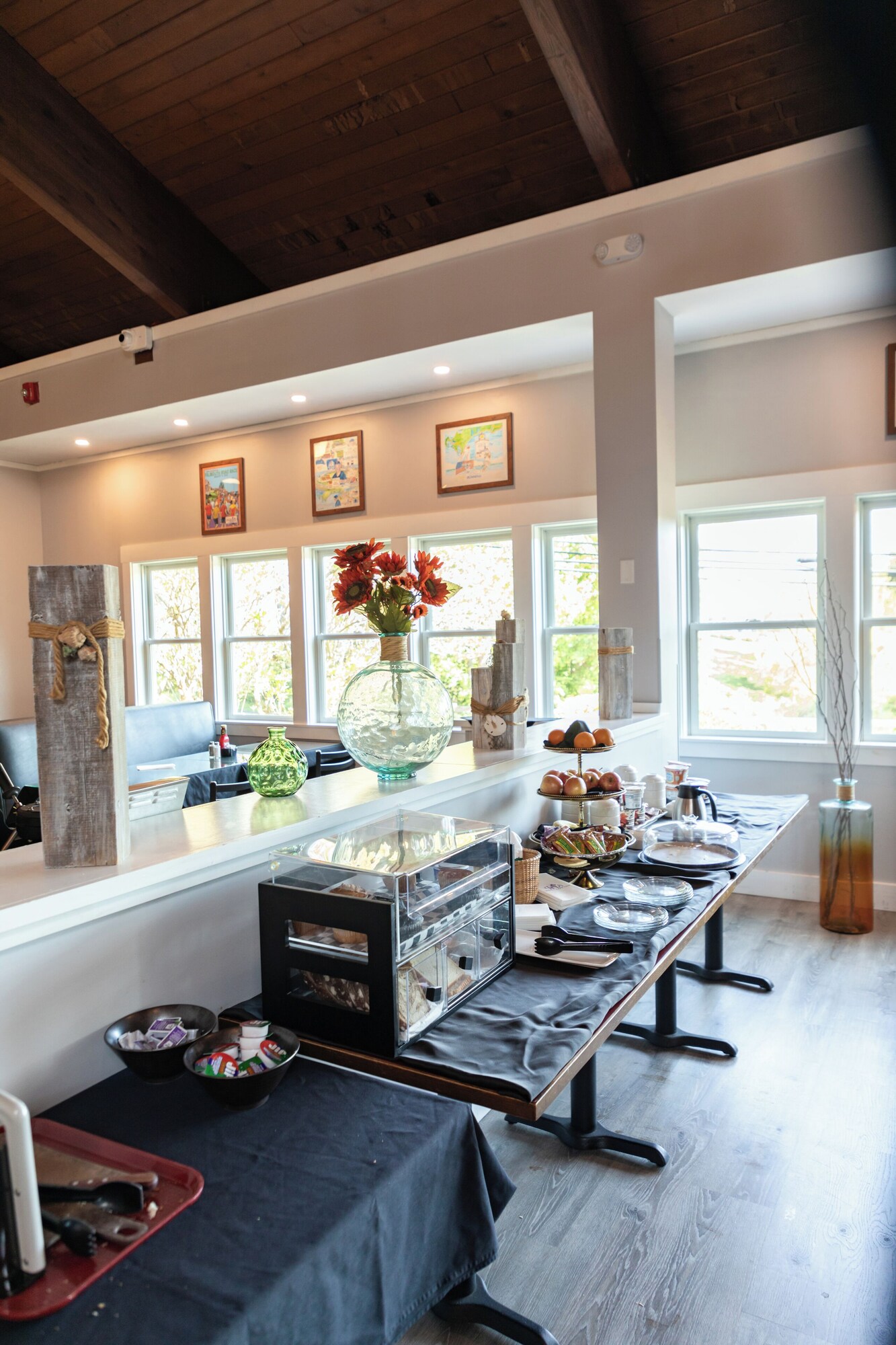 Iris Hotel Cape Cod Over view