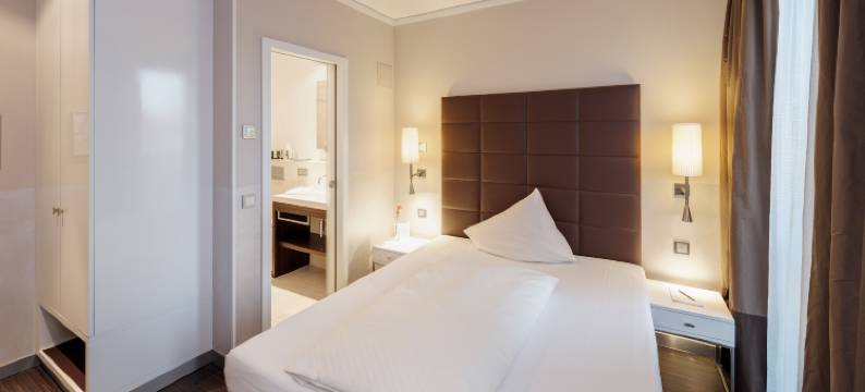 艾贝哈迪斯瓦瑟酒店(Hotel Eberhards am Wasser)图片