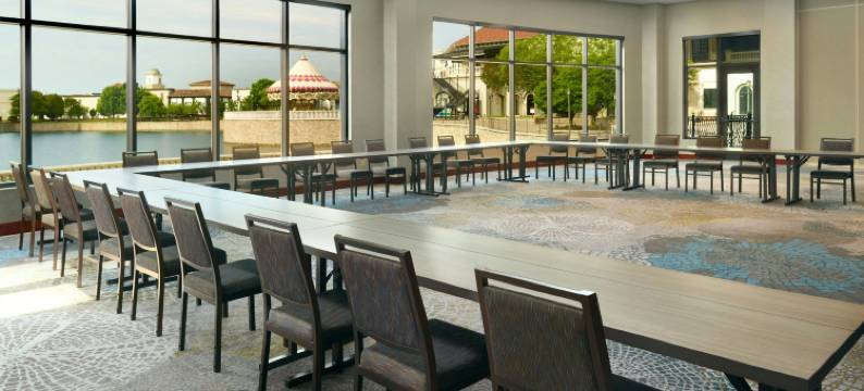 亨茨维尔威斯汀酒店(The Westin Huntsville)图片