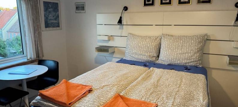 鲁兹克宾假日客房酒店(Holiday Rooms Rudkøbing)图片