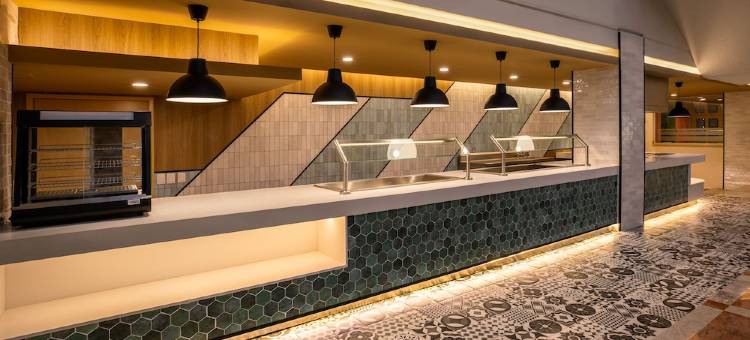 Sunset Palace Beach Hotel图片