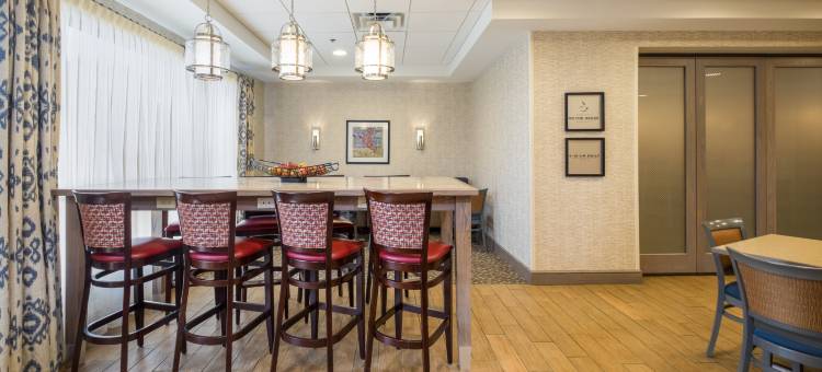 希尔顿欢朋酒店-弗里波特布伦瑞克(Hampton Inn Freeport/Brunswick)图片