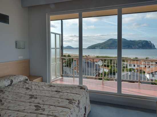 科斯莫波尔酒店