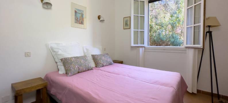 Villa in Cavalaire-Sur-Mer with Sea Views图片