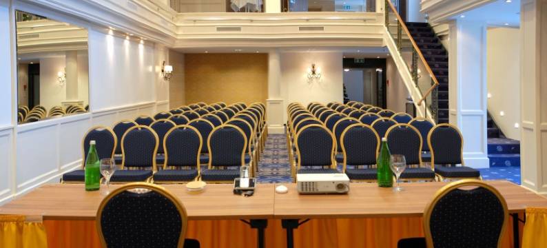 施瓦茨霍夫浪漫酒店(Romantik Hotel Schweizerhof)图片