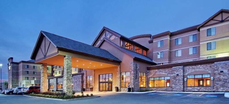 安克雷奇大使套房酒店(Embassy Suites by Hilton Anchorage)图片