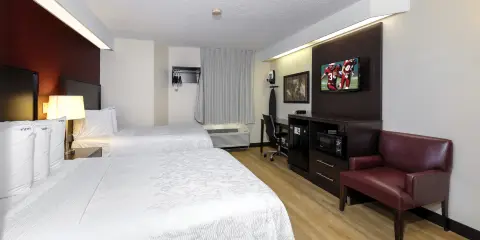 棕櫚灘海岸紅頂PLUS酒店
