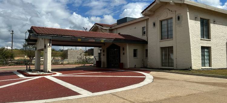 温德姆大学附近的纳科多奇斯速8酒店(Super 8 by Wyndham Nacogdoches Near University)图片