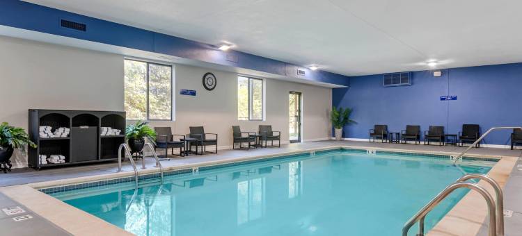 圣查尔斯舒适套房酒店-圣路易斯(Comfort Suites St Charles-St Louis)图片