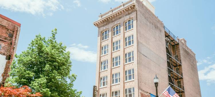 艾斯奎尔酒店-阿桑德连锁酒店(The Esquire Hotel Downtown Gastonia, Ascend Hotel Collection)图片