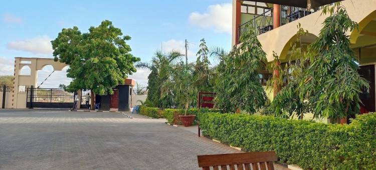瓦吉尔绿洲大酒店(Grand Oasis Hotel Wajir)图片
