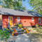 Lakefront Cabin Near Solomons Island w/ Hot Tub
