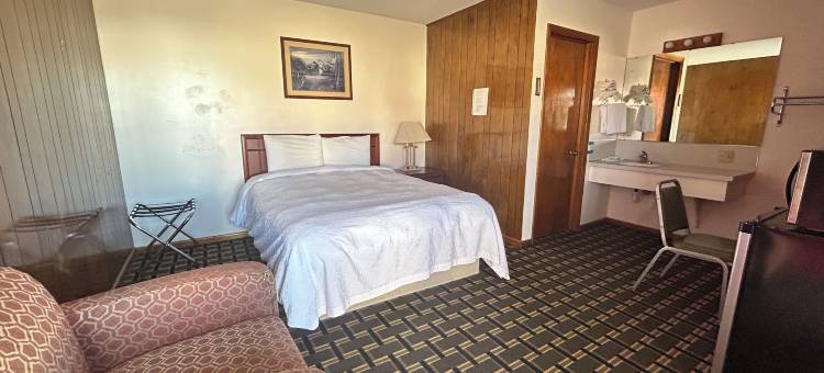 大12汽车旅馆布罗肯博内(Big 12 Motel Broken Bow NE)图片