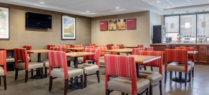 康福特套房多佛大学区(Comfort Suites Dover University Area)图片