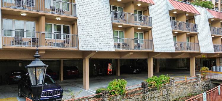 凯艺酒店-加特林堡市区溪畔(Quality Inn Creekside - Downtown Gatlinburg)图片