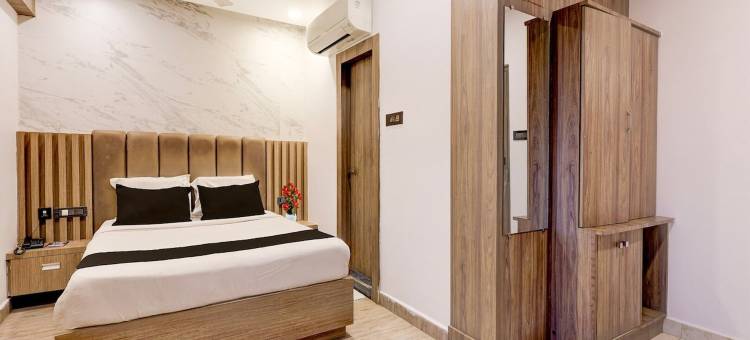 超级联排别墅V酒店(Super Townhouse V Hotel)图片