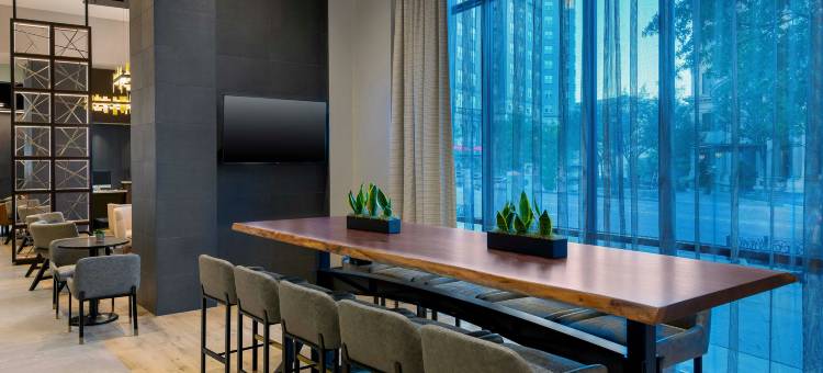 亚特兰大中城万怡酒店(Courtyard Atlanta Midtown)图片