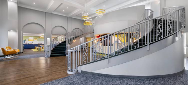 坦佩菲尼克斯机场希尔顿Spark酒店(Spark by Hilton Tempe Phoenix Airport)图片