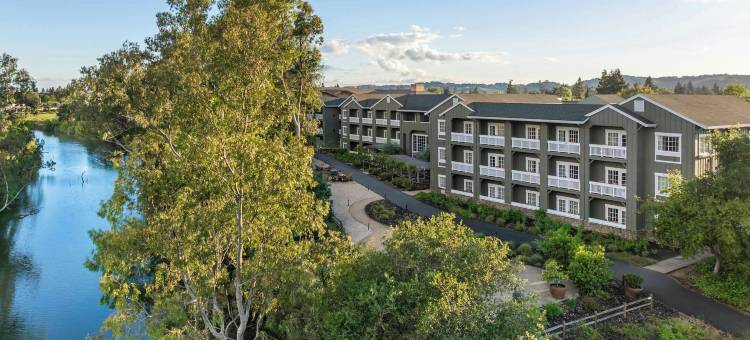 河流露台诺布尔之家酒店(River Terrace Inn)图片