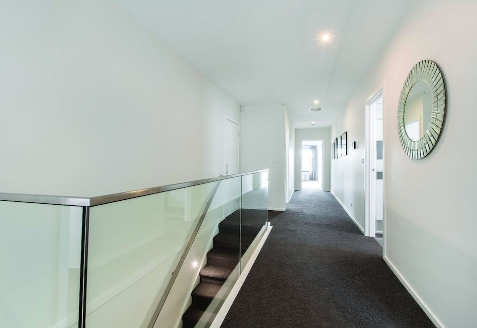 Hampton Haven with Pool Hotel Overview