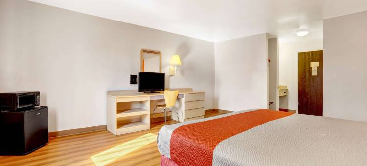 新墨西哥艾斯帕诺拉 6 号汽车旅馆(Motel 6 Espanola, NM)图片