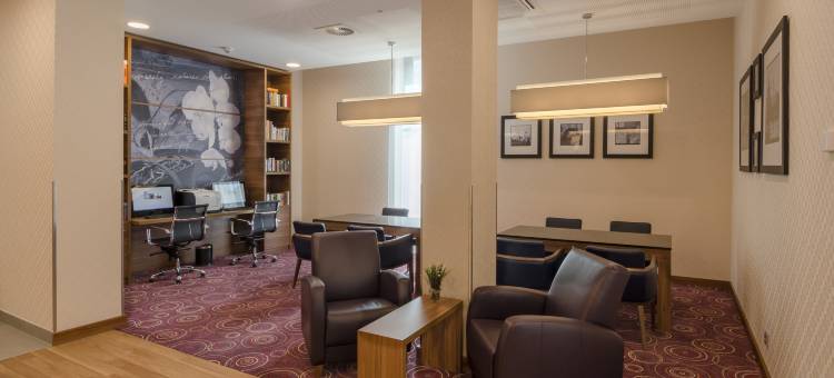 法兰克福市中心希尔顿欢朋酒店(Hampton by Hilton Frankfurt City Centre Messe)图片