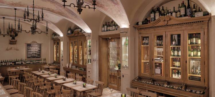 怡东 - 盖泽尔(Excelsior by Geisel)图片